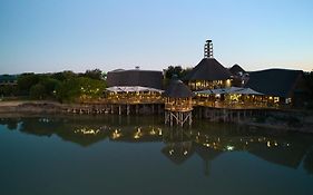 Buffelsdrift Game Lodge